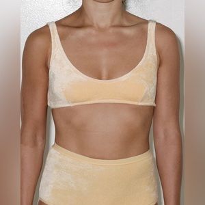 NWT BASERANGE Rainy Bra